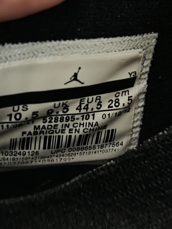 Air Jordan 11 Low "White Cherry" Mens Size 10.5 - Picture 8 of 9